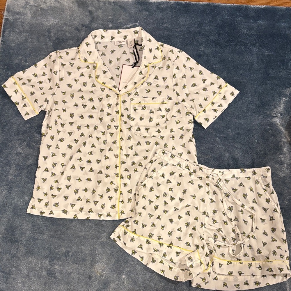 Tabitha Webb White & Yellow Bumble Bee Printed Pajama Set